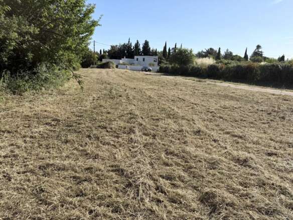 Beau Terrain  – Secteur Country Club – Résidentiel